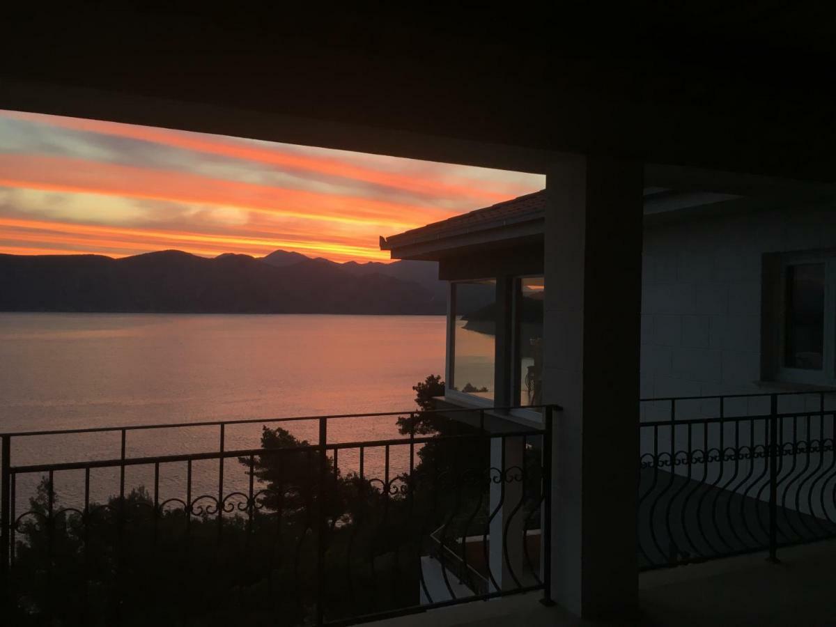 The View **** Lejlighed Račišće Eksteriør billede
